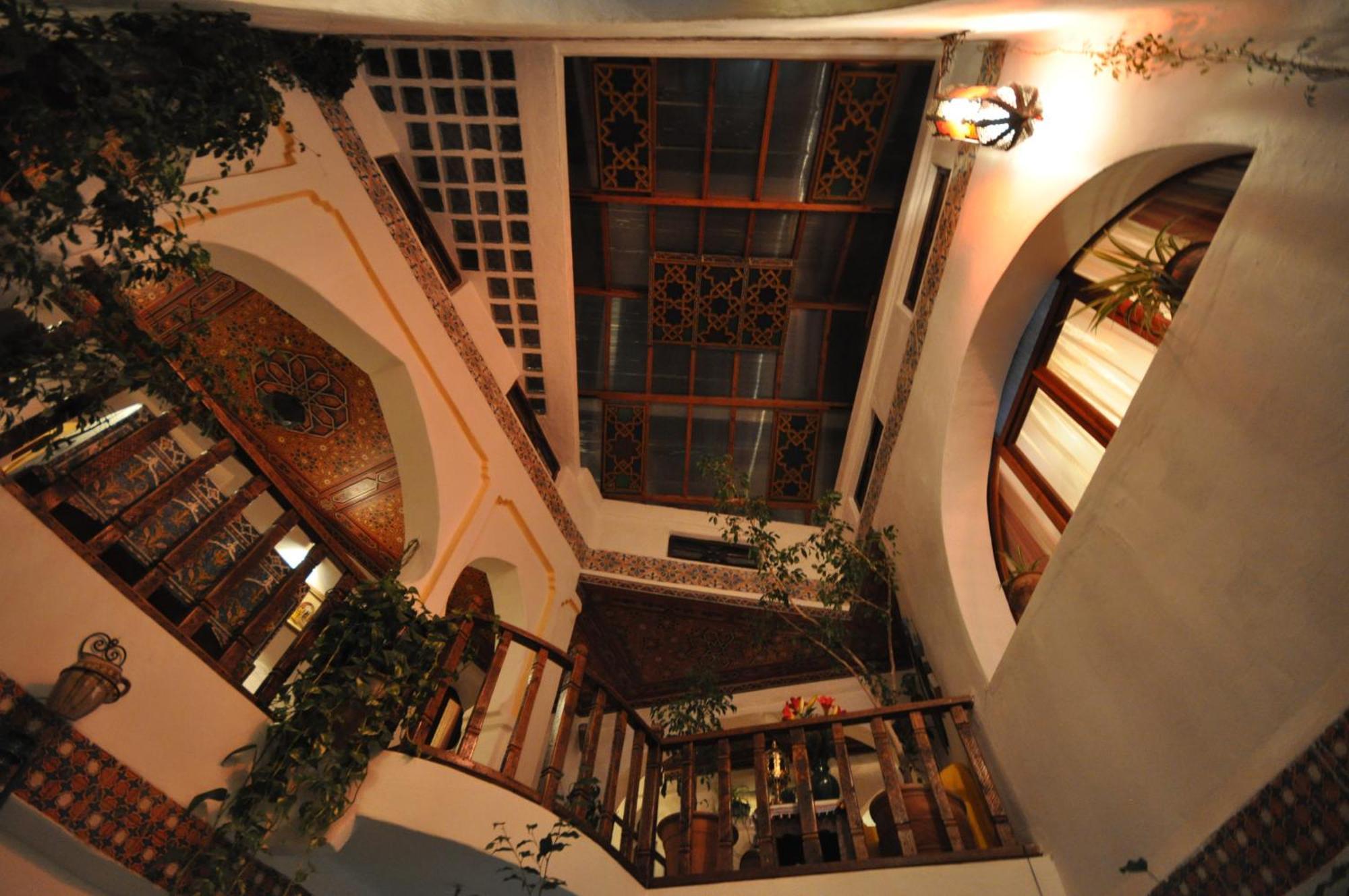 梅兹阿纳住宿加早餐旅馆 舍夫沙万 外观 照片