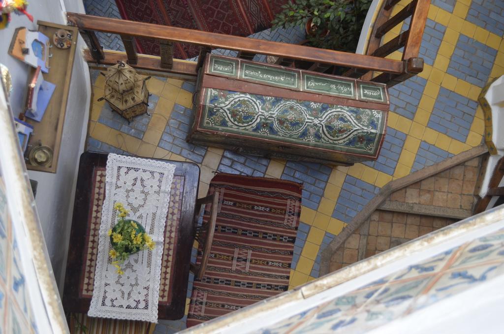 梅兹阿纳住宿加早餐旅馆 舍夫沙万 外观 照片